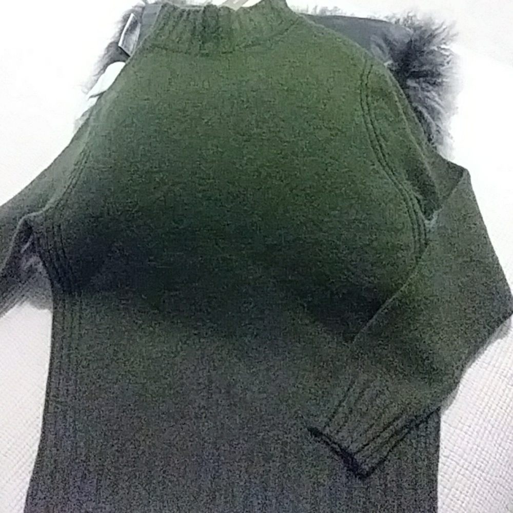 Dark green sweater